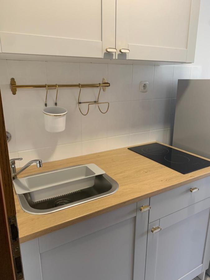 Apartments Villa Ohana Каштела Экстерьер фото